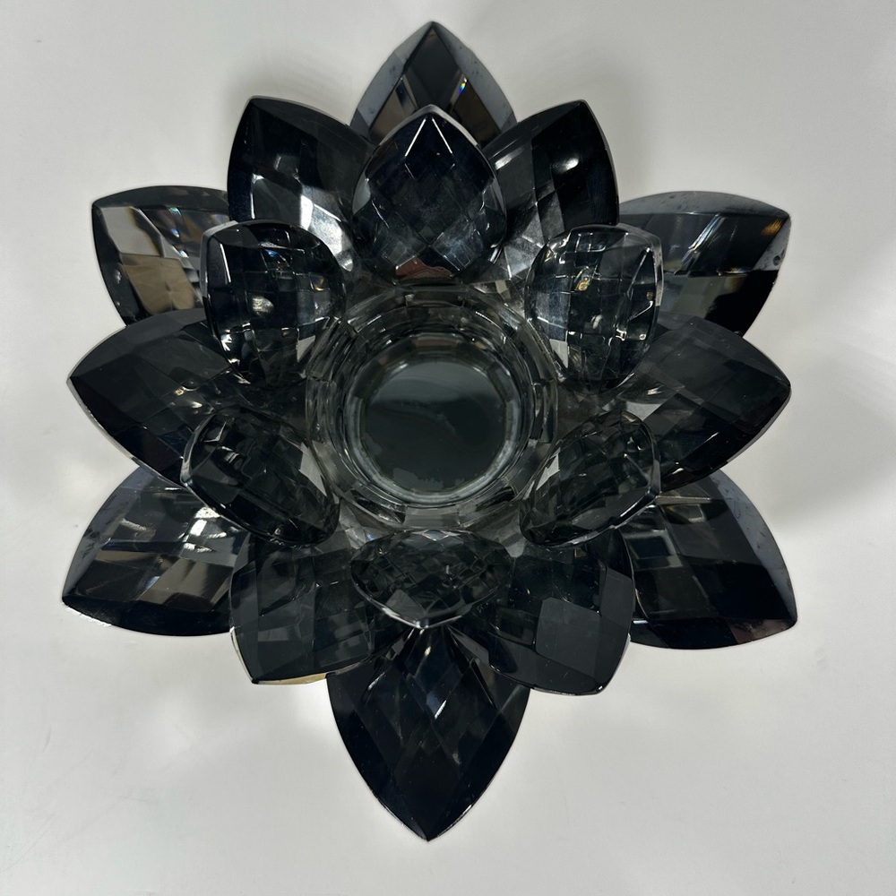 Z Galleries Crystal Lotus Tea-Light Candle Holder Black Mirrored Glass